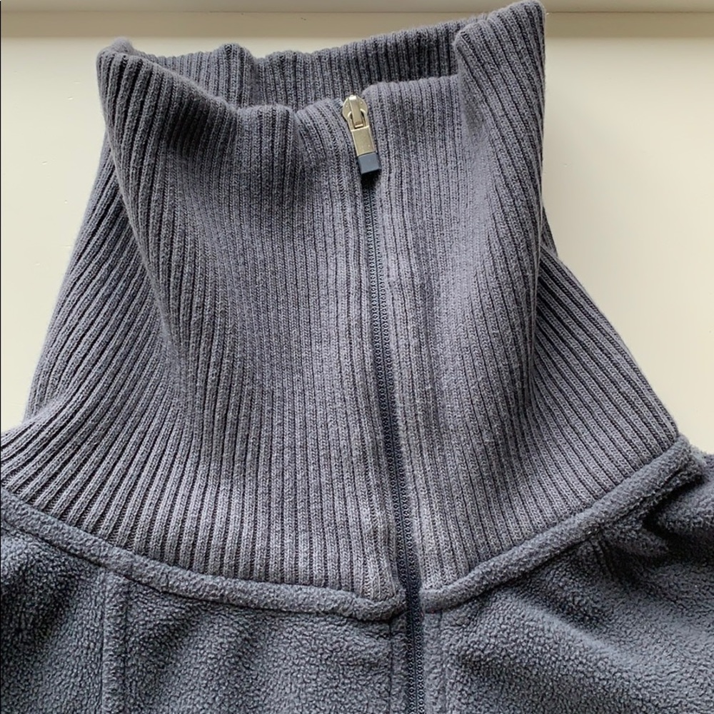 GAP zip up - Picture 4 of 7